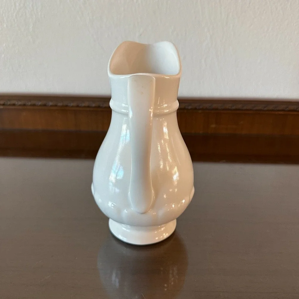 Vintage LA Potteries Ceramic‎ 25C 6'' Pitcher Pottery White